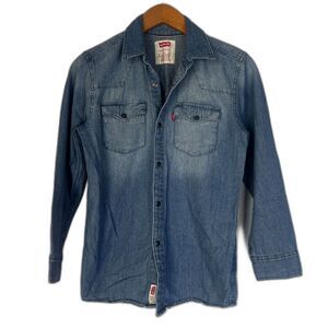 Levis Denim Blue Jean Button Up Cotton Shirt Youth Size Medium 10-12 YRS